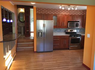 560 W Ida Ct APT 2, Mount Prospect, IL 60056