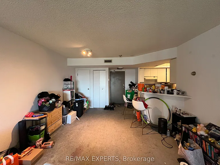 1001 Bay St #2217 — Photo 10