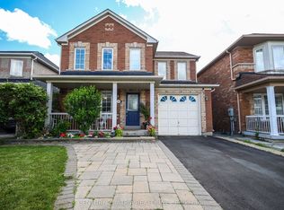 24 William Grant Rd, Markham, ON L6E 1R7