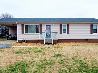 35 Hunt Hollow Dr, Estill Springs, TN 37330