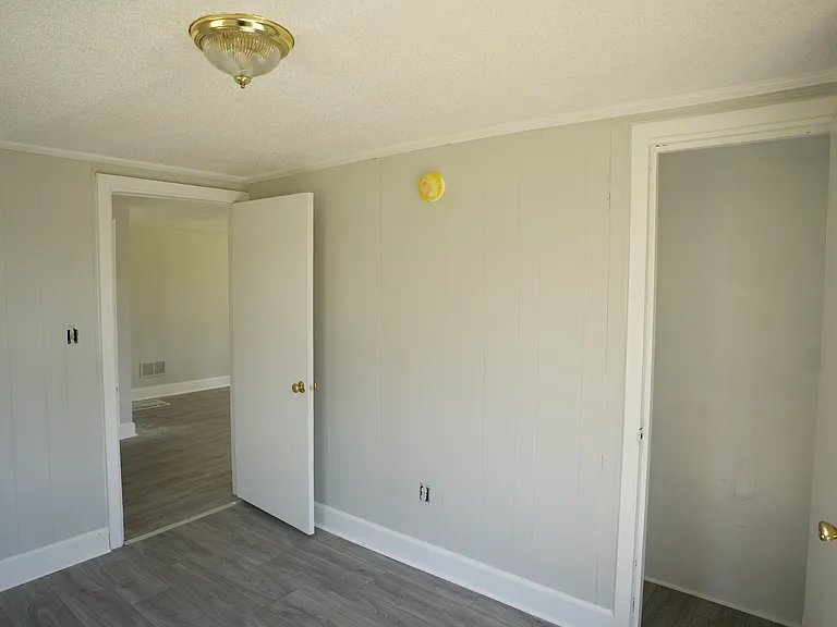 424 Captain Guy Rd — Photo 9