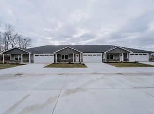 4514 Ridgewood Rd E, Springfield, OH 45503