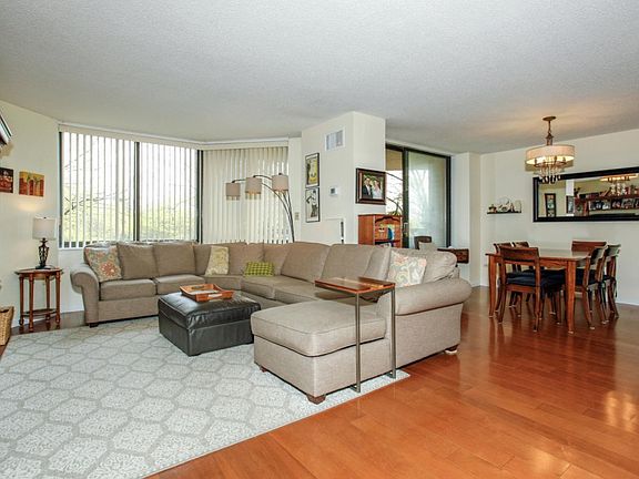 3rd image of 327 Harmon Cove Tower #327