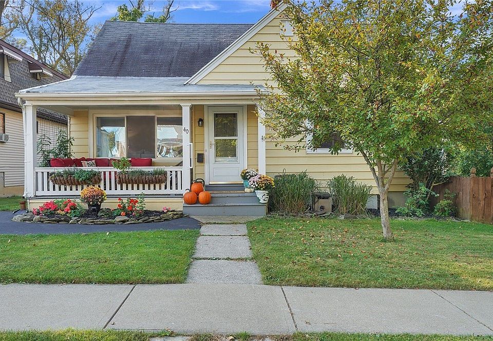 1st image of 40 Miller Ave