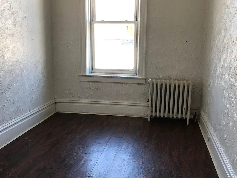 148 Summit Ave #4 — Photo 5
