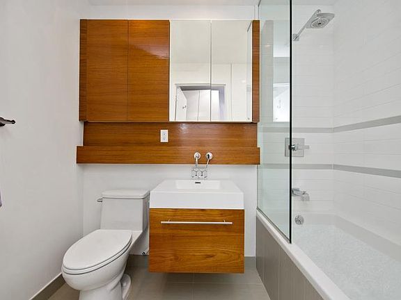 5th image of 333 E 109th St APT 1A