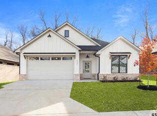 3042 Royal Garden Rd, Tyler, TX 75701