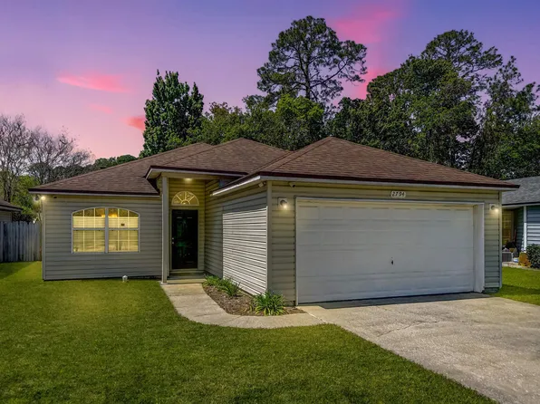 2794 Lantana Lakes Dr W, Jacksonville, FL 32246