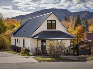 420 E 11th St, Durango, CO 81301