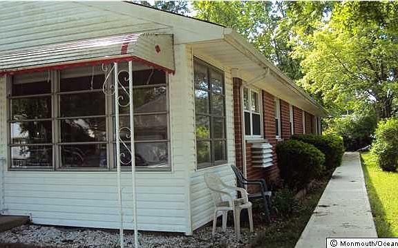 3rd image of 5 Wintergreen Lane #B