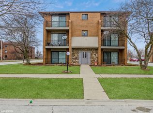 2600 E Goodrich Ave APT 1, Burnham, IL 60633