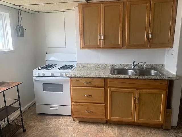 1 bed, 650 sqft, $750 — Photo 2