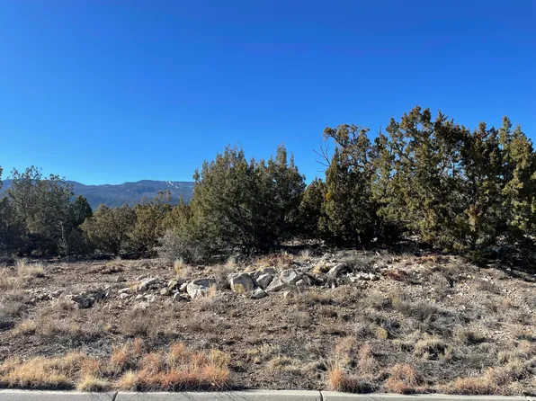 2 Mongwu Kachina Ct, Sandia Park, NM 87047