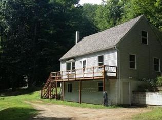 218 Union Rd, Wales, MA 01081