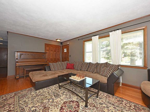 5th image of 4637 W Fountain Ave