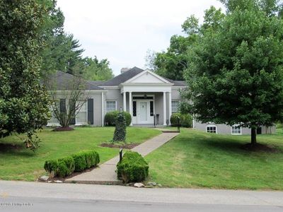 3700 Fairway Ln, Rolling Fields, KY, 40207