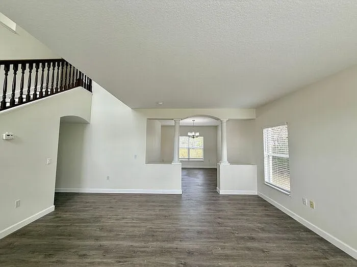 Building Photo - 603 Amazon Ct