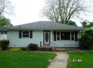 985 S 8th Ave, Kankakee, IL 60901