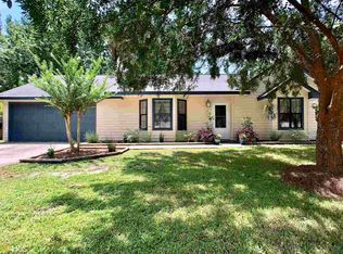 121 Old Folkston Rd, Kingsland, GA 31548