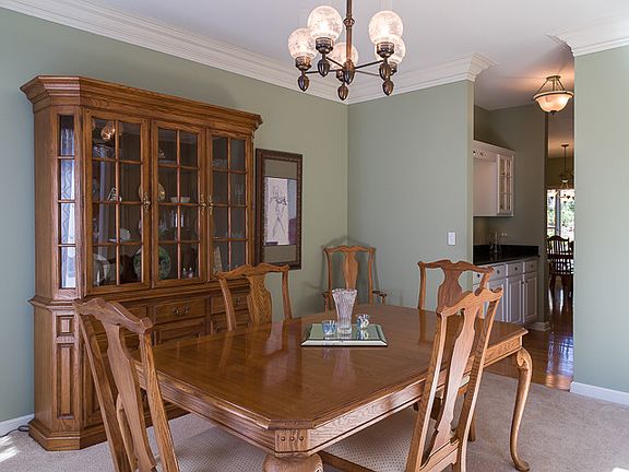 4th image of 1270 N Forest View Cir