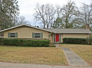 2304 Sutton Pl, Hattiesburg, MS 39402
