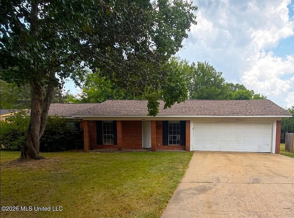 1st image of 5812 Cypress Trl