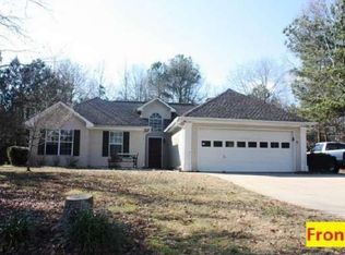 112 Michaels Xing, Sharpsburg, GA 30277