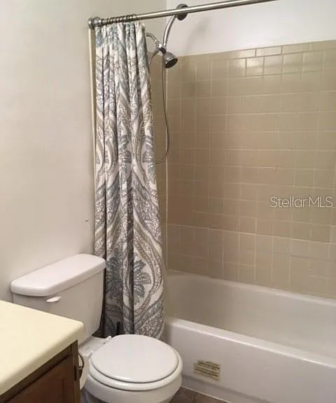1712 SW 67th Ter — Photo 8