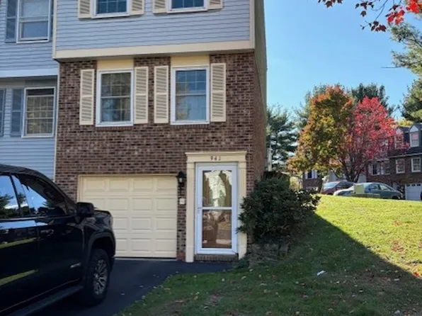 941 Lynwood Ct, Cranberry Township, PA 16066