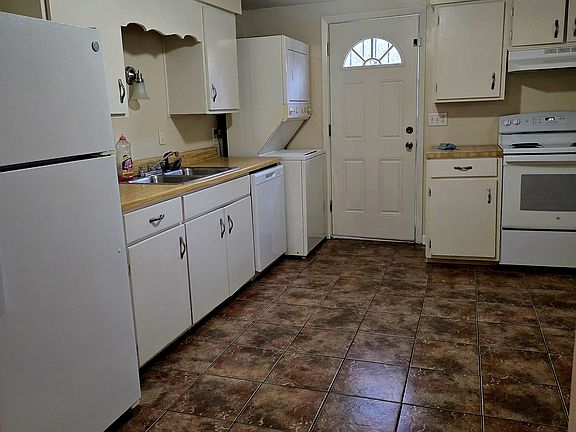 3rd image of 1501 Granger Dr