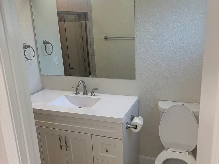 3013 Notre Dame Dr — Photo 20