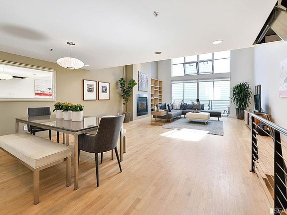 3rd image of 1099 23rd St APT 17