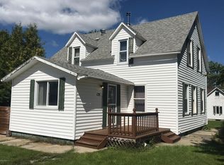 125 4th Ave SE, Clearbrook, MN 56634