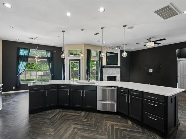 2617 Prescott Ave, Edmond, OK 73013