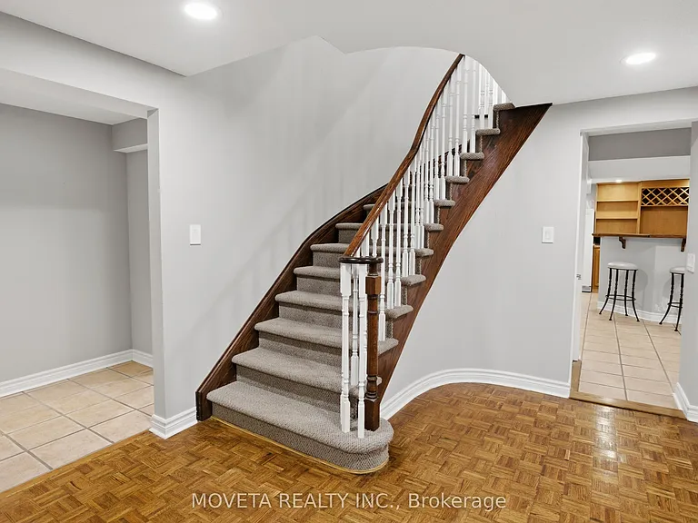 30 Briardale Pl — Photo 20