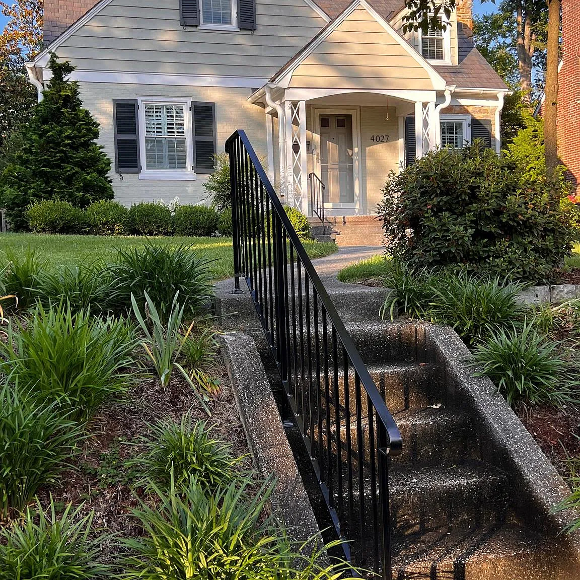 2 bed, 2.0 bath, 2215 sqft, $2,500 — Photo 1