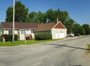 N3901 Twelve Cors, Black Creek, WI 54913