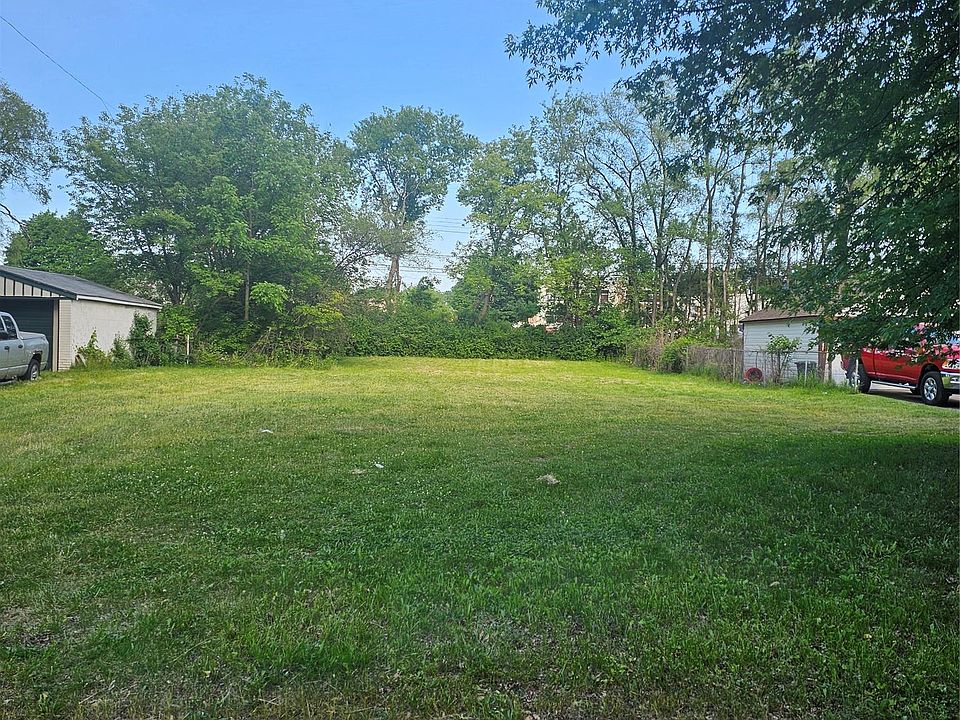 1st image of 15440 Woodbine