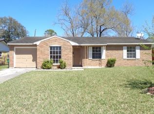 4002 Cloverbrook Dr, Houston, TX 77045