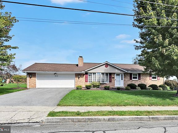 4th image of 313 Park View Dr