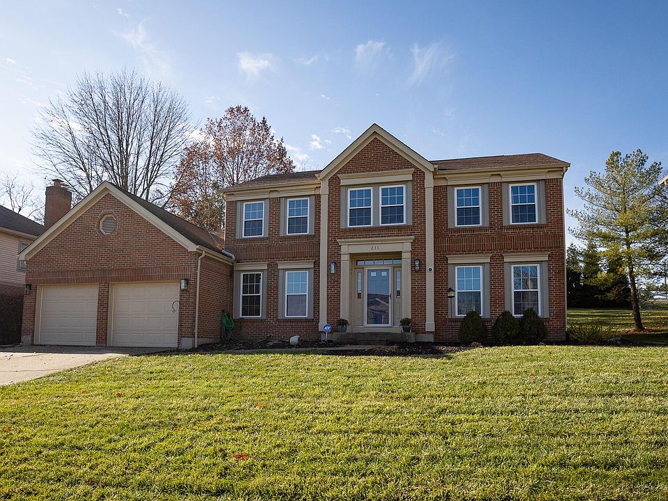 1st image of 211 Farmington Dr