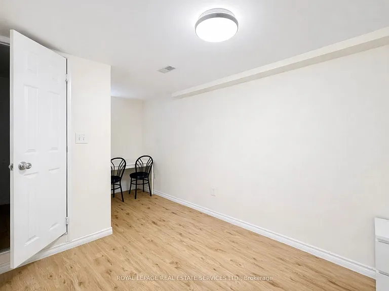 1365 Willowvale Gdns #BASEMENT — Photo 11