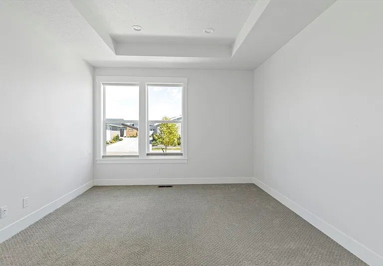 8283 W Shams Ln — Photo 15