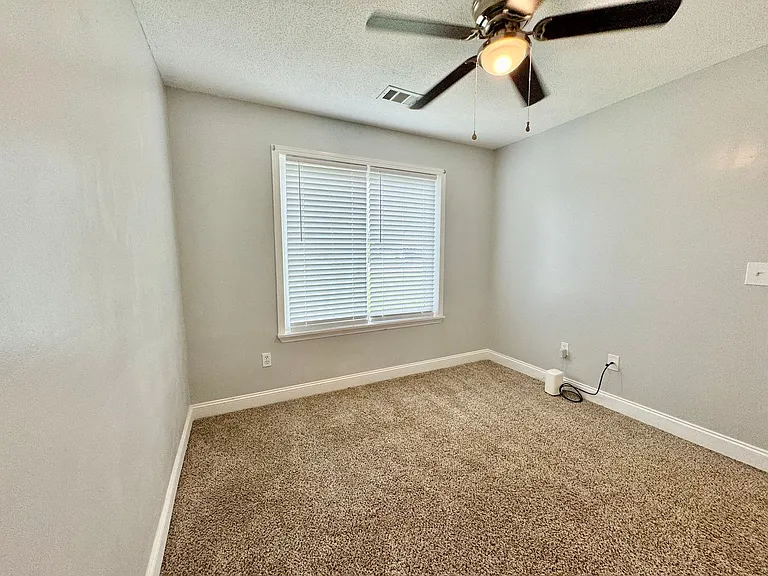 508 Covington Cv — Photo 20