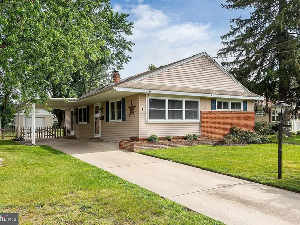5 Beech Pl, West Deptford, NJ 08096