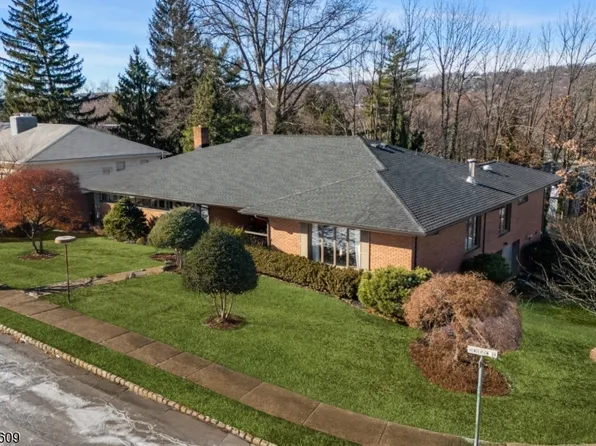 529 Henderson Dr, South Orange Village Twp., NJ 07079