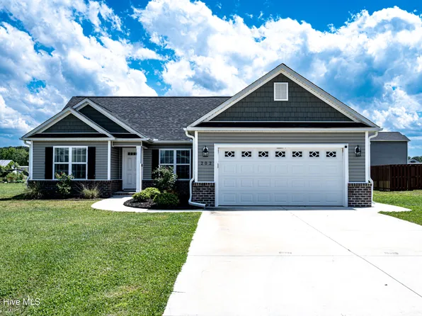 202 Grist Mill Dr, Havelock, NC 28532