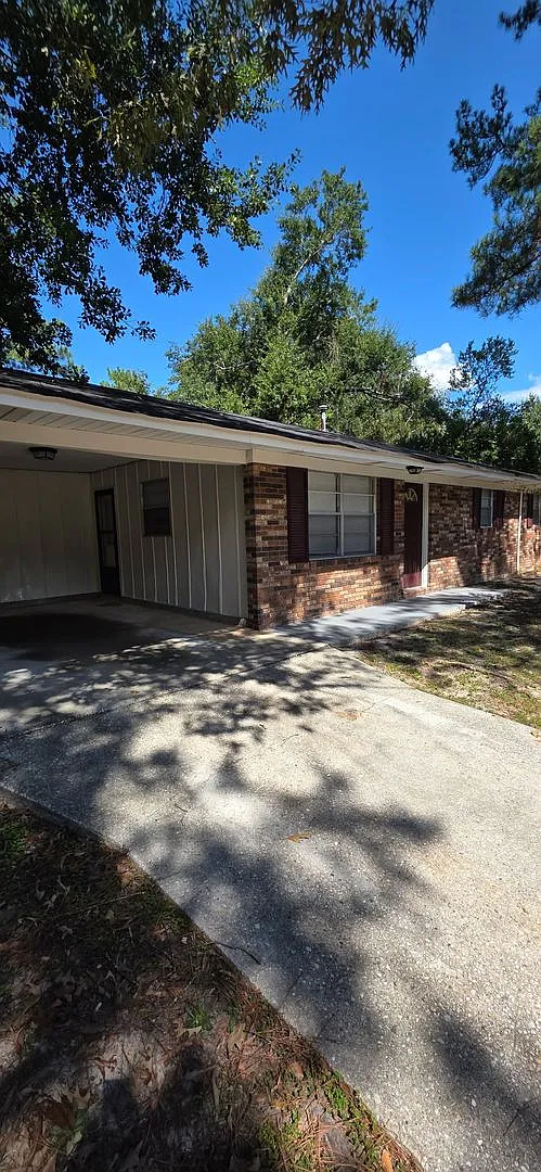 3 Bedroom House For Rent in South Augusta — Photo 2
