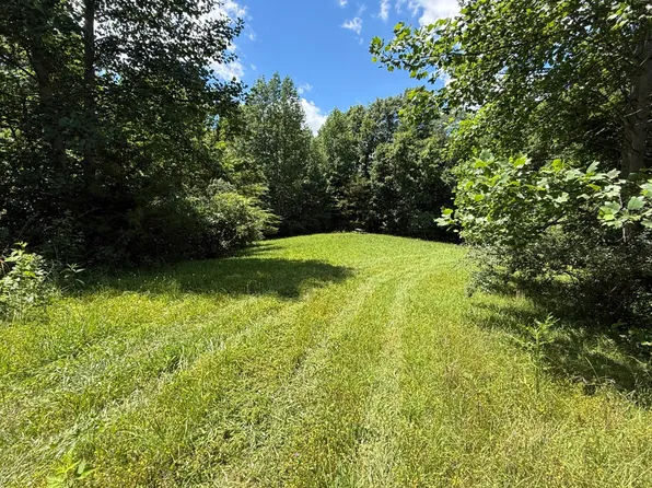 State Road 101 W Bull Hill Rd, Liberty, IN 47353