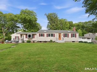 50 Tanglewood Road, Farmington, CT 06032